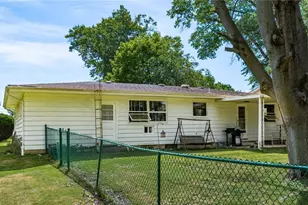 2525 Geneva Dr, Zanesville, OH 43701 - Photo 18