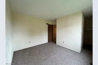 123 Orchard Drive #C, St Clairsville, OH 43950 - Photo 6