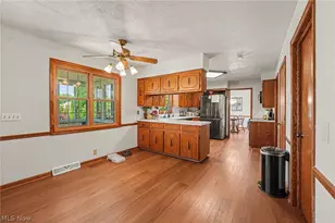 1907 Opal St, Louisville, OH 44641 - Photo 10