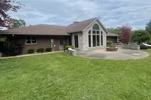 110 Sunrise Dr, Byesville, OH 43723 - Photo 2