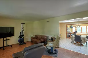 2270 Weiler Dr, Zanesville, OH 43701 - Photo 6