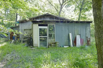 13171 Private Road 231, Big Prairie, OH 44611 - Photo 12