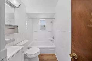 1095 St Michaels Ave, Akron, OH 44320 - Photo 14
