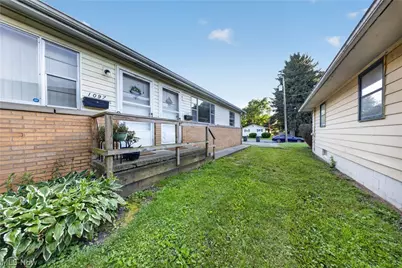 1095 Saint Michaels Avenue, Akron, OH 44320 - Photo 16