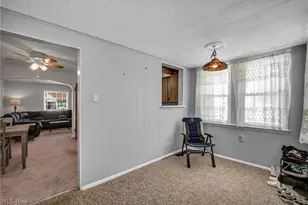 424 E 326th St, Willowick, OH 44095 - Photo 10