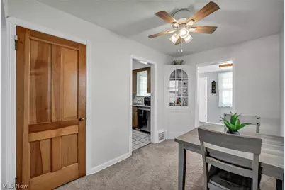 424 E 326th Street, Willowick, OH 44095 - Photo 4