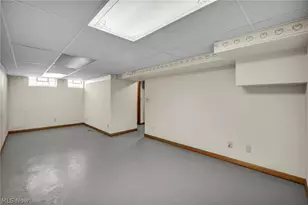 424 E 326th St, Willowick, OH 44095 - Photo 24
