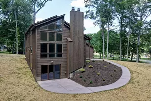 2883 Mara Loma Cir, Wooster, OH 44691 - Photo 2