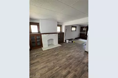 9409 Empire Avenue, Loveland, OH 44108 - Photo 2