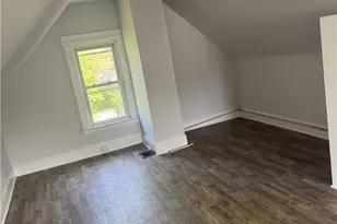 9409 Empire Ave, Loveland, OH 44108 - Photo 8