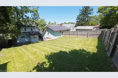 109 Fairview Avenue, Millersburg, OH 44654 - Photo 2