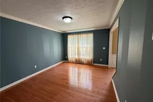 421 Windham Ct, Grandview Heights, OH 44147 - Photo 6