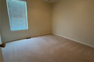 421 Windham Ct, Grandview Heights, OH 44147 - Photo 10