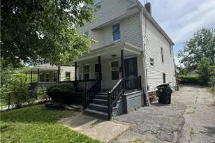 927 E 146th St, Loveland, OH 44110 - Photo 2