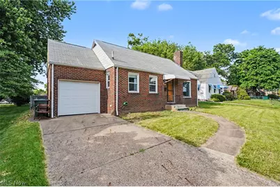1431 21st Street NW, Canton, OH 44709 - Photo 2