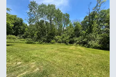 6601 Mapleton Street SE, East Canton, OH 44730 - Photo 22