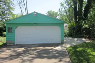 12503 Lena Ave, Loveland, OH 44135 - Photo 8