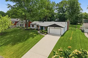 161 Devorah Dr, Aurora, OH 44202 - Photo 2