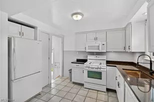 5814 Charles Ave, Parma, OH 44129 - Photo 12