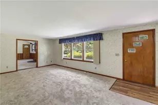 301 Crosse Rd, Amherst, OH 44001 - Photo 14