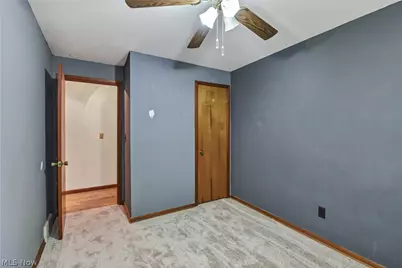 301 Crosse Road, Amherst, OH 44001 - Photo 32