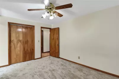 301 Crosse Road, Amherst, OH 44001 - Photo 28