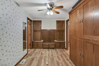 301 Crosse Road, Amherst, OH 44001 - Photo 34