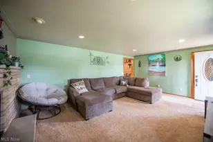916 Marion Ave NW, Massillon, OH 44646 - Photo 6