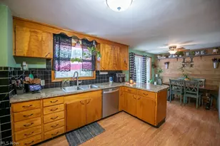 916 Marion Ave NW, Massillon, OH 44646 - Photo 14