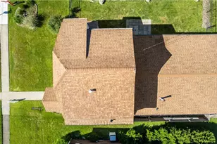 3741 Woodlawn Way, Weirton, WV 26062 - Photo 8