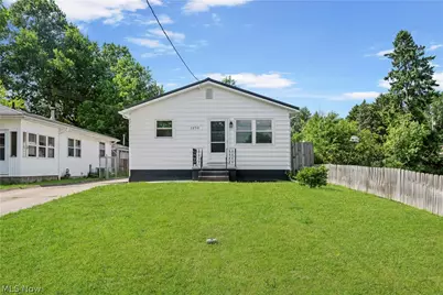 1270 Chandler Avenue, Akron, OH 44314 - Photo 2