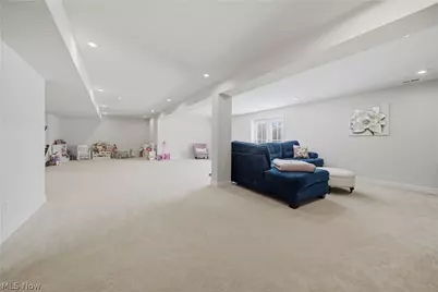 6877 Harrington Court Avenue NE, Canton, OH 44721 - Photo 32