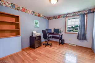 36388 Sunset Dr, Eastlake, OH 44095 - Photo 20