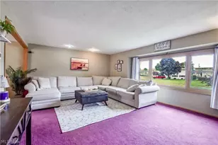 36388 Sunset Dr, Eastlake, OH 44095 - Photo 10