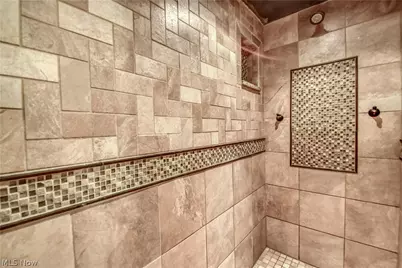 36388 Sunset Drive, Eastlake, OH 44095 - Photo 24
