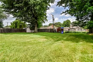 36388 Sunset Dr, Eastlake, OH 44095 - Photo 32