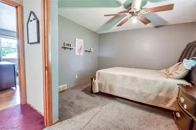 36388 Sunset Drive, Eastlake, OH 44095 - Photo 16