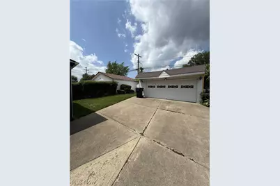 16109 Walden Avenue, Loveland, OH 44128 - Photo 2