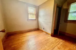 307 Florence St, Belpre, OH 45714 - Photo 18