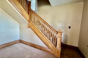 307 Florence St, Belpre, OH 45714 - Photo 6