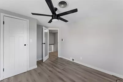 3053 Chris Avenue, Lorain, OH 44052 - Photo 22