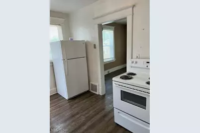 862 9th Street NE, Massillon, OH 44646 - Photo 8
