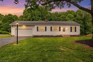 4443 Hilltop Dr, New Franklin, OH 44203 - Photo 1
