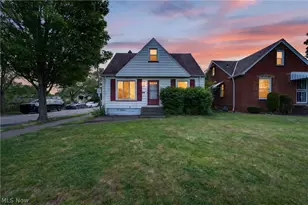 4126 W 140th St, Loveland, OH 44135 - Photo 2