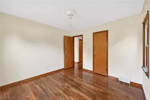 4126 W 140th St, Loveland, OH 44135 - Photo 8