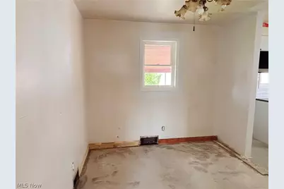 201 Heights Street, Weirton, WV 26062 - Photo 10