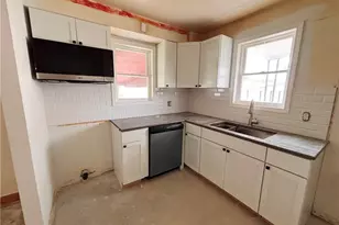201 Heights St, Weirton, WV 26062 - Photo 8