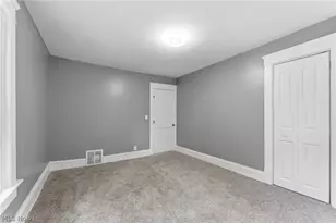 2235 Winfield Way NE, Canton, OH 44705 - Photo 16