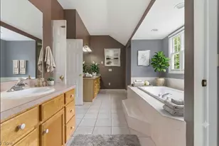 11678 Dunham Rd, Sagamore Hills, OH 44067 - Photo 24
