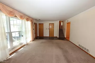 136 Marie Ave., Weirton, WV 26062 - Photo 8
